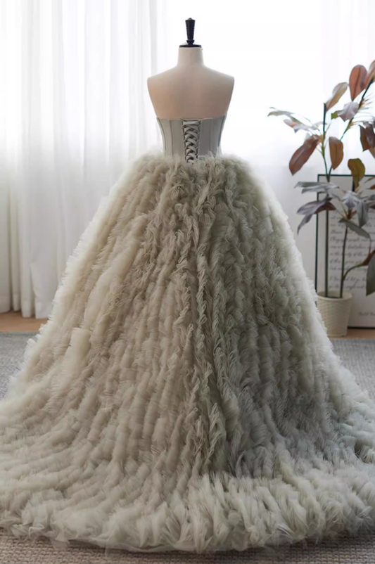 Fascinating Sweetheart Neck A-Line Gray Sweet 16th Gowns Ruffled Tulle Prom Dress AP5824