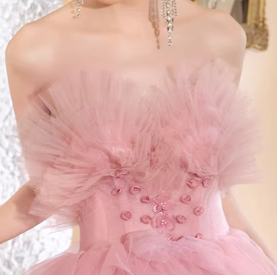 Sweet Strapless A-Line Pink Tulle Sweet 16th Gowns Beads Appliques Prom Dress AP5929