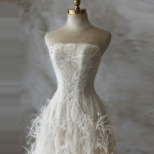 Dainty Strapless A-Line Bridal Gowns Sequins Feather White Lace Wedding Dress AP6077