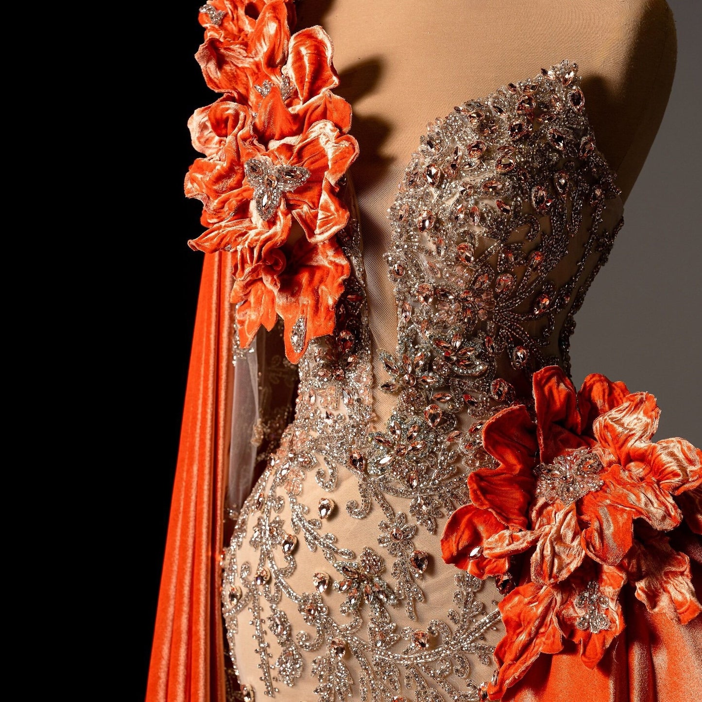 Princess One-Shoulder Long Sleeve Mermaid Evening Dresses Rhinestones Beading Handmade Flowers Prom Dress AP6127