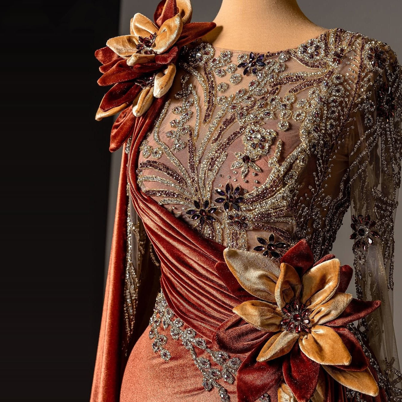 Alluring Jewel Neck Sheath Evening Dress With Sash Beading Handmade Flowers Mesh Long Sleeve Prom Dress AP6181