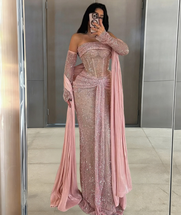 Luxurious Off-Shoulder Pink Sheath Sweet 16th Dresses Sequins Beading Prom Dress AP6251