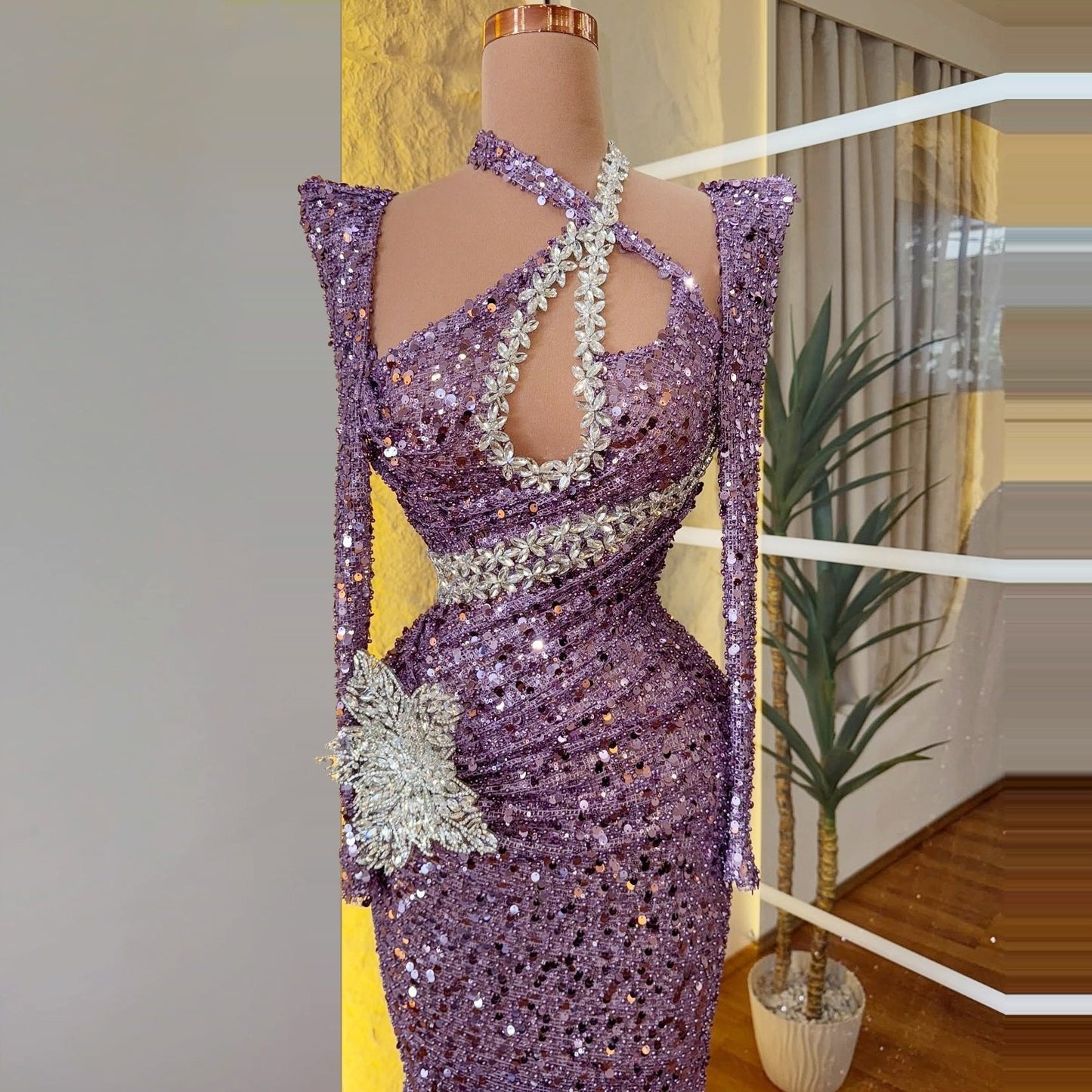 Luxurious Long Sleeve Halter Neck Evening Mermaid Dress Sequins Crystals Prom Dress AP6401