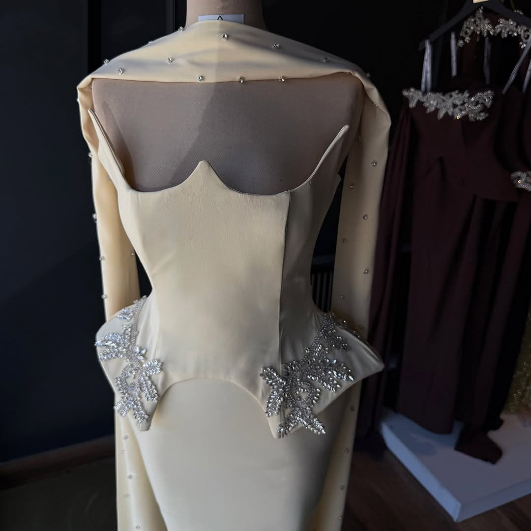 Luxury Strapless Sheath Bridal Gowns With Scarf Beading Satin Wedding Dress AP6402