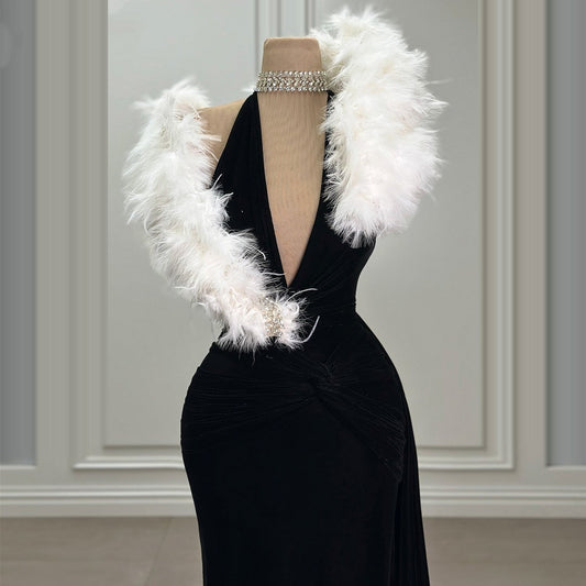 Ethereal Sheath Black Evening Gowns Halter Neck Beading Prom Dress AP6412
