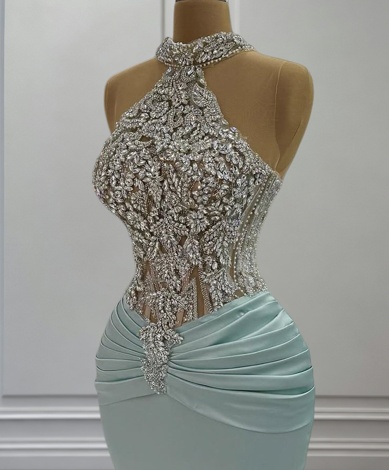 Fashionable Halter Neck Mermaid Evening Dresses Rhinestones Beading Prom Dress AP6421