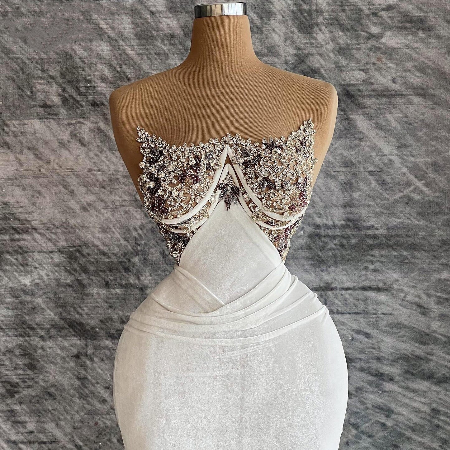 Sexy Strapless Sheath Evening Dresses Beading White Prom Dress AP6437