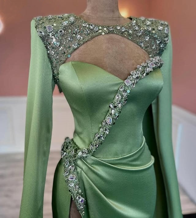 Stunning Jewel Neck Green Prom Dress Long Sleeve Sheath Evening Wear Beaded Sequins Formal Dress AP6675
