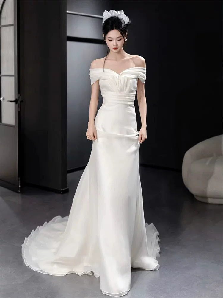 Fashionable Off-Shoulder Wedding Dress Pleated Satin Mermaid Bridal Dress AP6849