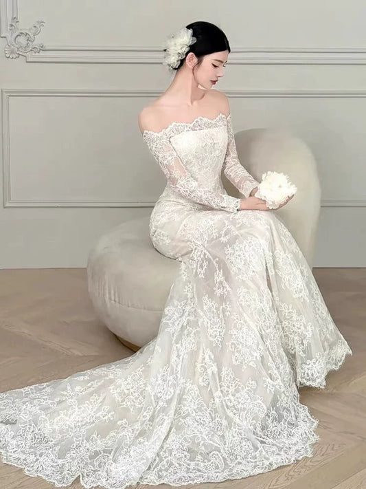 Fitted Off-Shoulder Mermaid Wedding Dress Lace Long Sleeve Bridal Dress AP6860