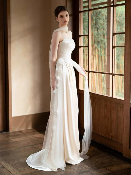 Fascinating Strapless Satin Tulle Wedding Dress Sheath 3D Appliques Bridal Dress AP6891