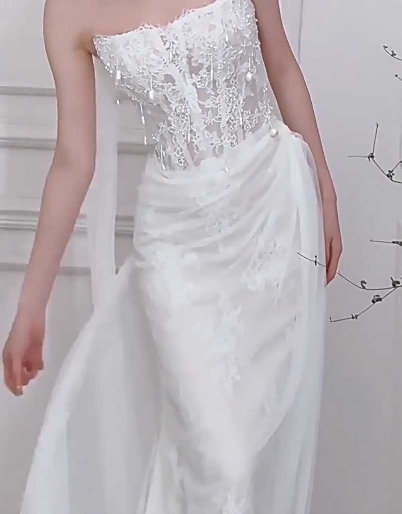 Eye-Catching Strapless Wedding Dress With Scarf Lace Beads Sheath Bridal Dress AP6895