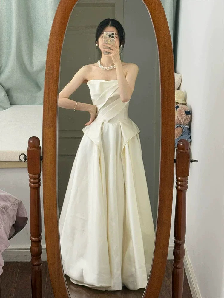 Gorgeous A-Line Strapless Wedding Dress Inspo Pleated Bridal Gowns AP6926