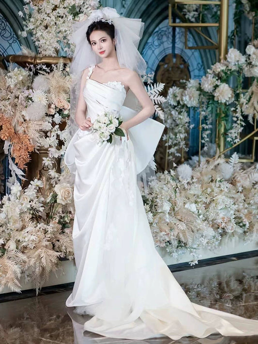 Ornate One Shoulder Sheath Satin Wedding Dress With Bow Train Appliques Tulle Bridal Dress AP6990