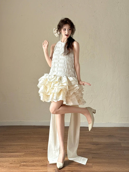 Modern Ivory Homecoming Dress Halter Neck Hoco Outfit Ruffles Tiered A-Line Birthday Gown AP7028