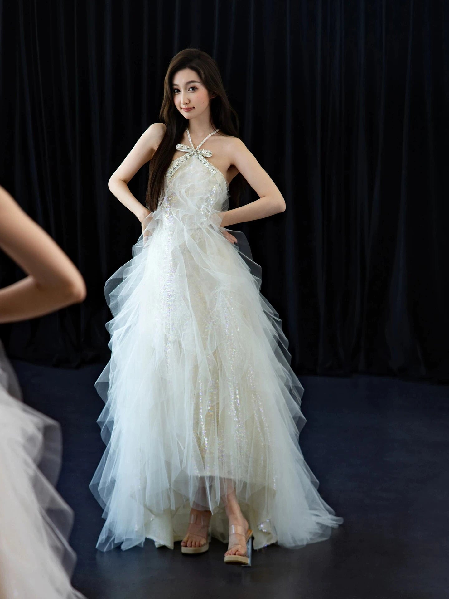 Stunning Halter Neck A-Line White Prom Dress Sequins Beading Tulle Evening Gowns AP7096