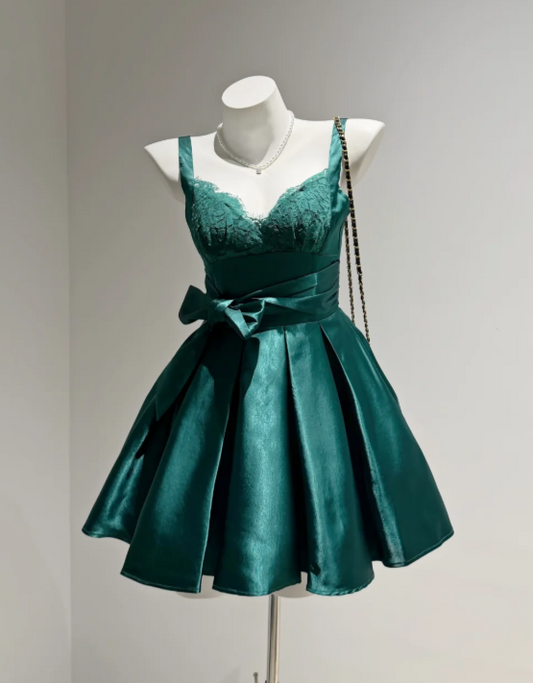 Vintage Emerald Green Straps Sweatheart Neck Floral Lace Bust Waist Pleated Bow Satin A-Line Short Homecoming Dress AS1050
