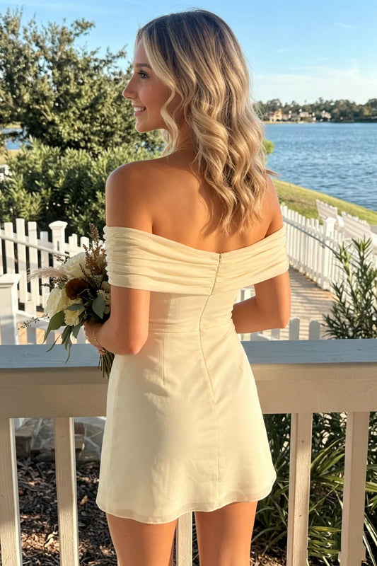 Elegant Yellow Off-Shoulder Bodycon Mini Homecoming Dress AS1199