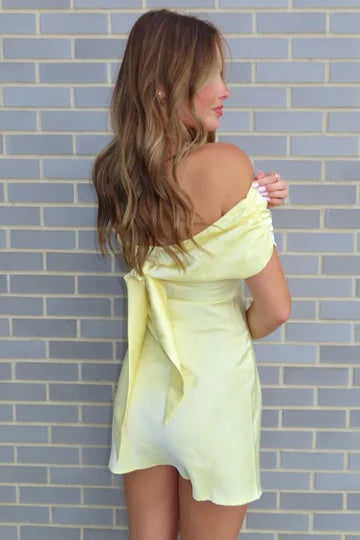 Elegant Yellow Off The Shoulder Ruched Satin Sheath Mini Homecoming Dress AS1274