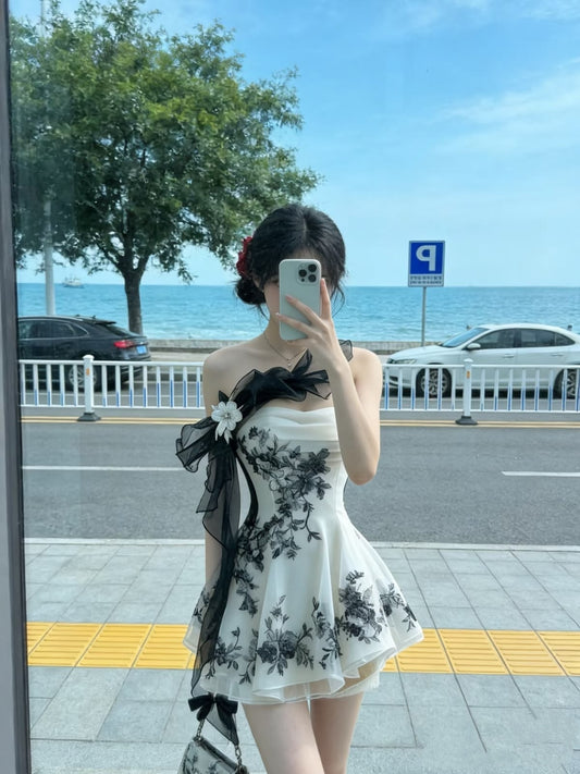 Chic Strapless Black Floral Side Sheer Tulle A Line Short Homecoming Dress AS1464