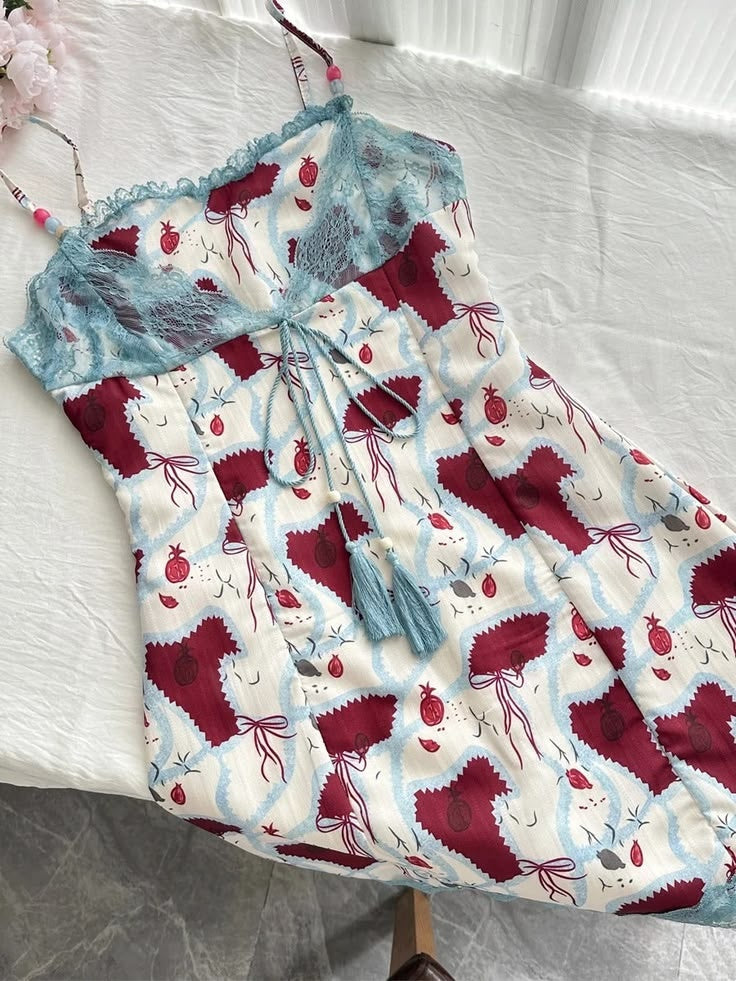 Chic White Red Print Spaghetti Strap Blue Lace Trim Bodycon Short Homecoming Dress AS1541