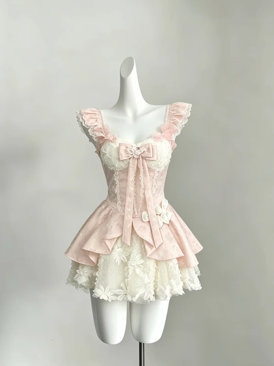 Delicate Pink Cream Sleeveless Floral Appliques Bow Lace Tulle A Line Short Homecoming Dress AS1799
