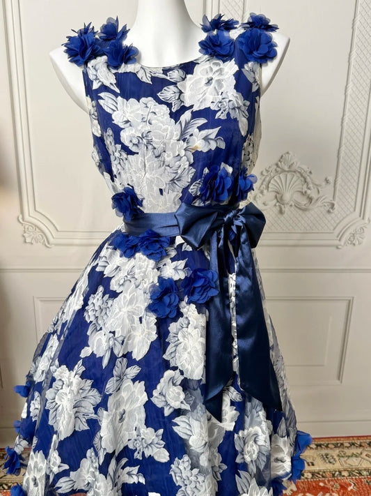 Eye‑Catching Navy Blue White Floral Print Sleeveless Round Neck 3D Flower Appliques A‑Line Short Homecoming Dress With Satin Sash Bow AS2379
