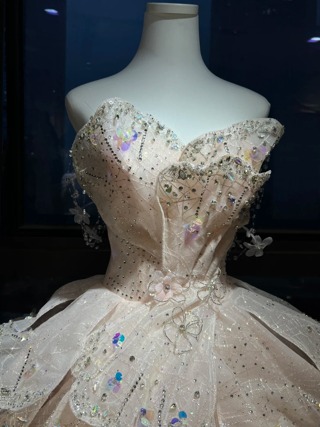 Dreamy Blush Pink Strapless Sequin Beaded Floral Appliques A Line Tulle Short Homecoming Dress AS2669