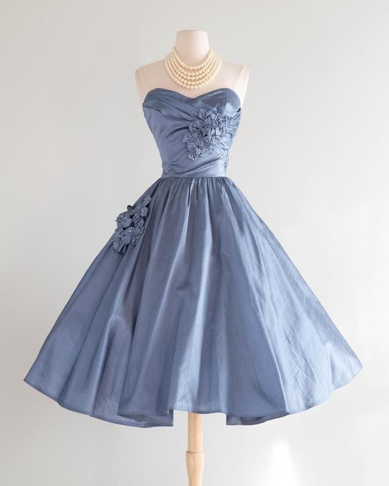 Elegant Dusty Blue Strapless Sweetheart 3D Floral Appliques A Line Midi Homecoming Dress AS2873