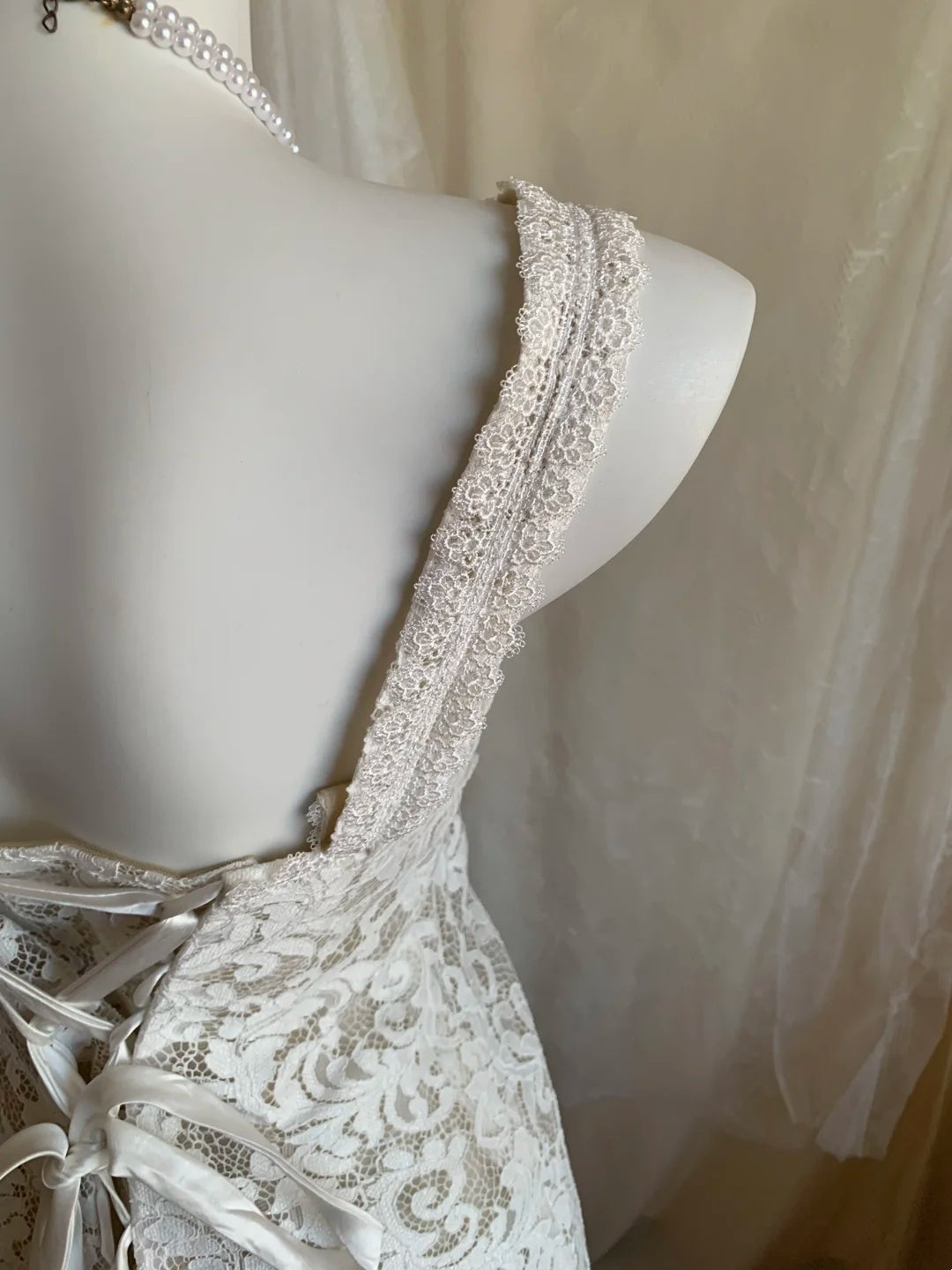 Romantic White Spaghetti Straps V-Neck Lace Ruffled Bodycon Short Homecoming Dress AS3169