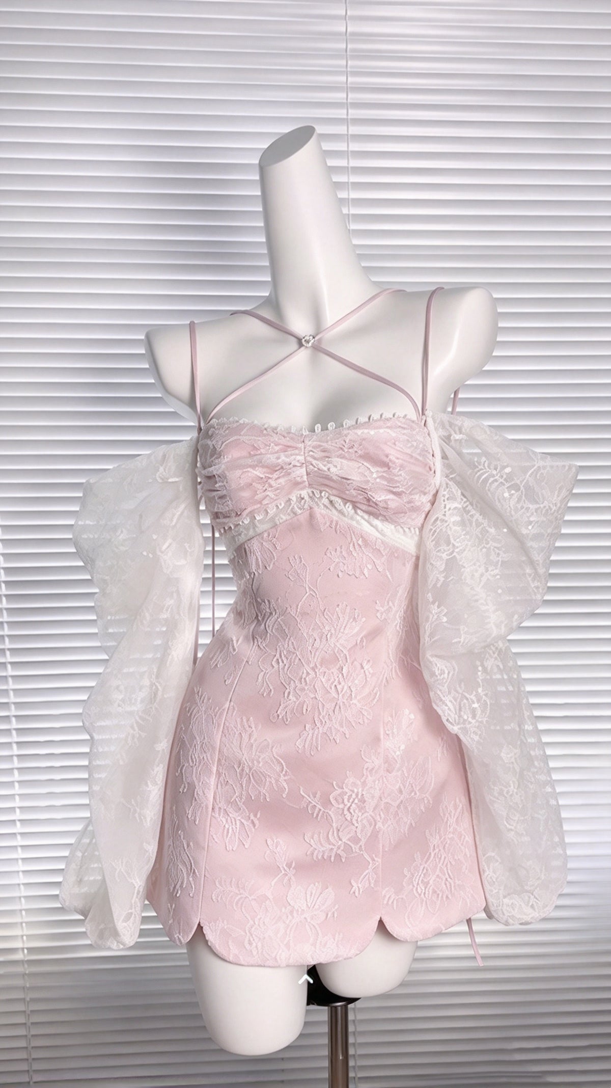 Delicate Pink Crisscross Strap Lace Sequin Long Sleeves Bodycon Short Homecoming Dress Birthday Dress AS3249