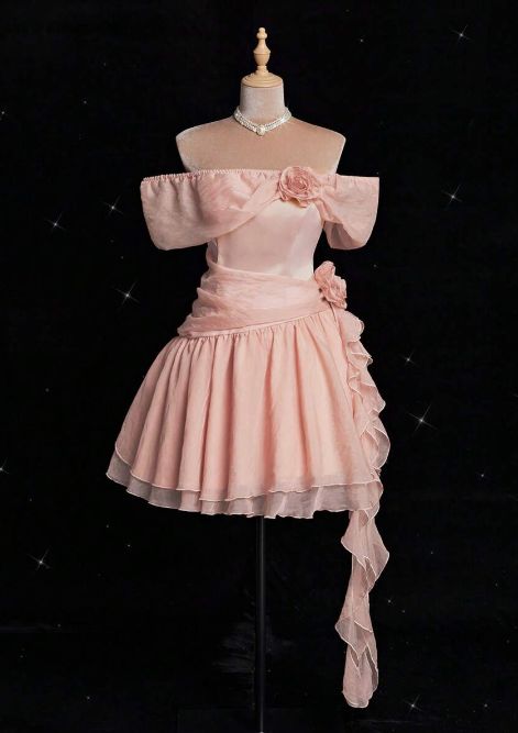 Romantic Blush Pink Off-The-Shoulder A Line Short Homecoming Dress With Layered Tulle Skirt And 3D Rose Appliques AS586