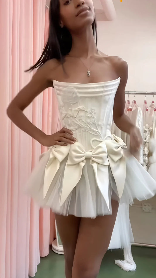 Opulent Ivory Strapless Corset Mini A Line Homecoming Dress With Satin Bow Tulle Skirt AS727