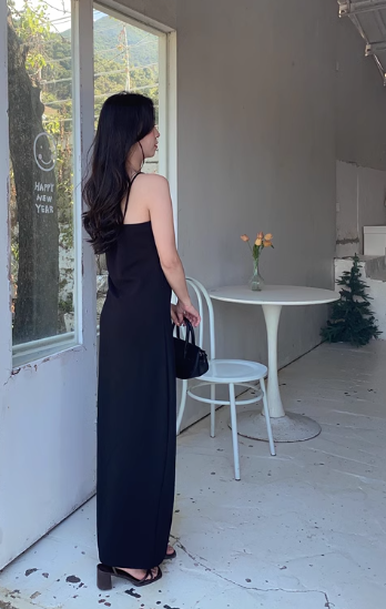 Elegant Fashion Black Sleeveless Spaghetti Strap Dress AP0251