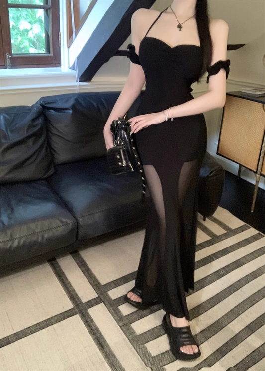 Fashion Sexy Black Lace Cutout Sleeved Backless Halter Dress AP0253