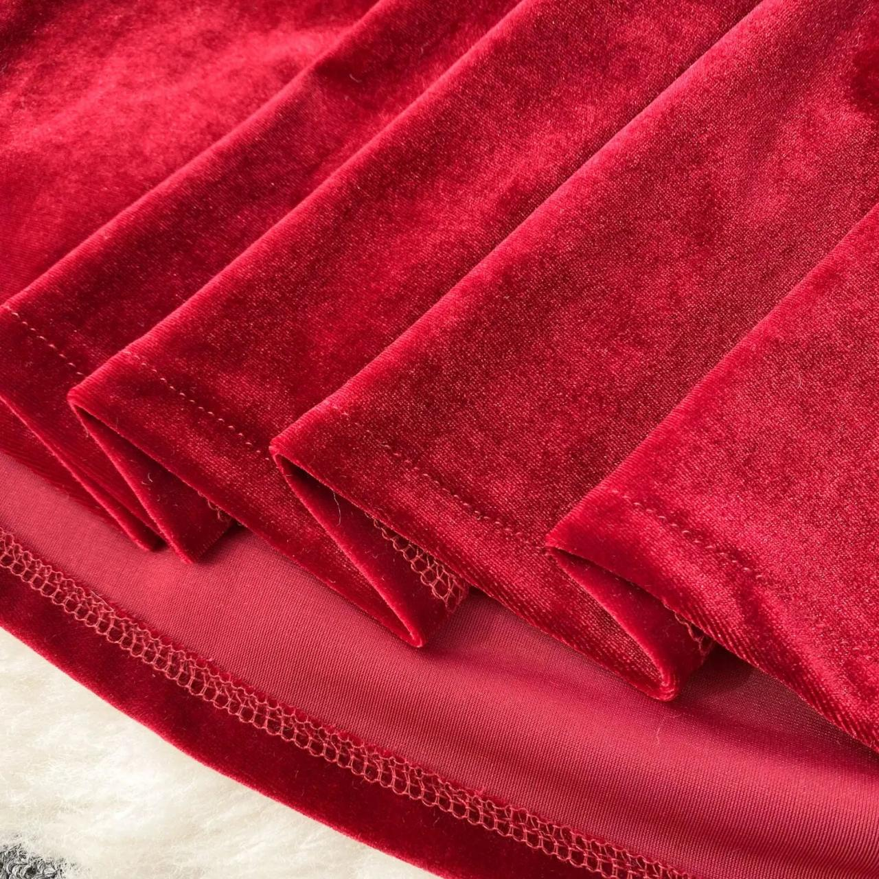 Elegant Velvet Sleeveless Party Dress With Simple Fashion Pearl Detail AP00207