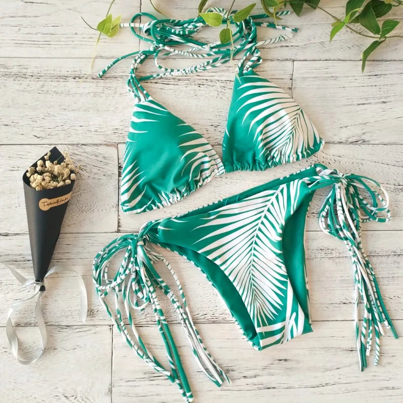 Simple Cute Women Tropical Leaf Print String Tie Bikini Set AP000142