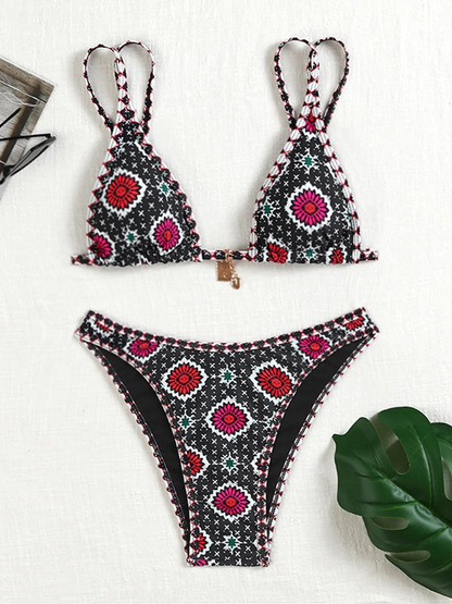 Women Floral Print Bikini Set With Tassel Detail AP000122