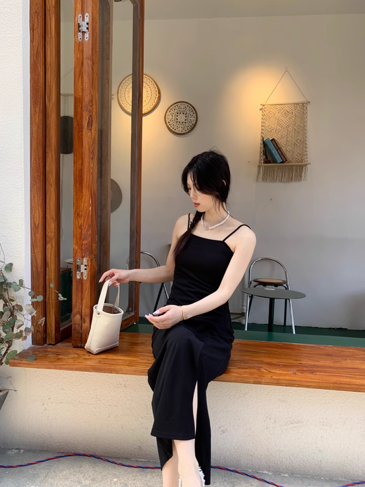 Elegant Fashion Black Sleeveless Spaghetti Strap Dress  AP0251