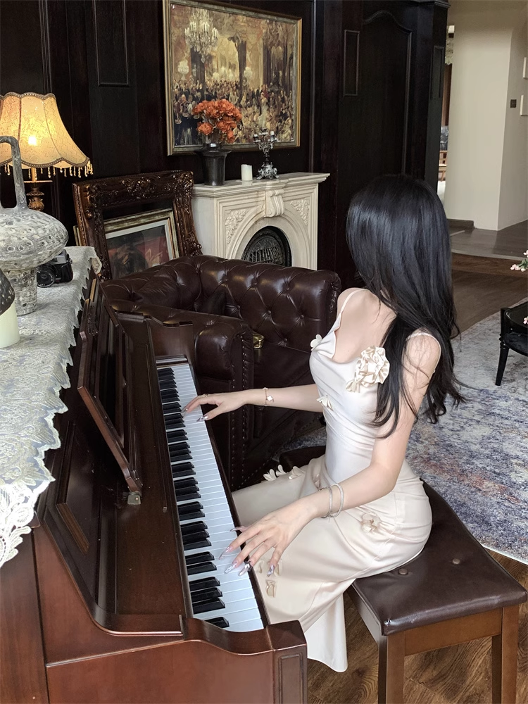 New Elegant Three-dimensional Floral Decoration Slim Mermaid Spaghetti Strap Dress  AP0257