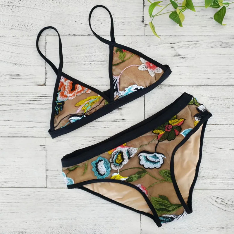 Simple Cute Women Tropical Leaf Print String Tie Bikini Set AP000142