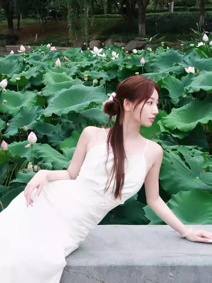 New Style White Sleeveless Beach Slim Halter Dress  AP0242