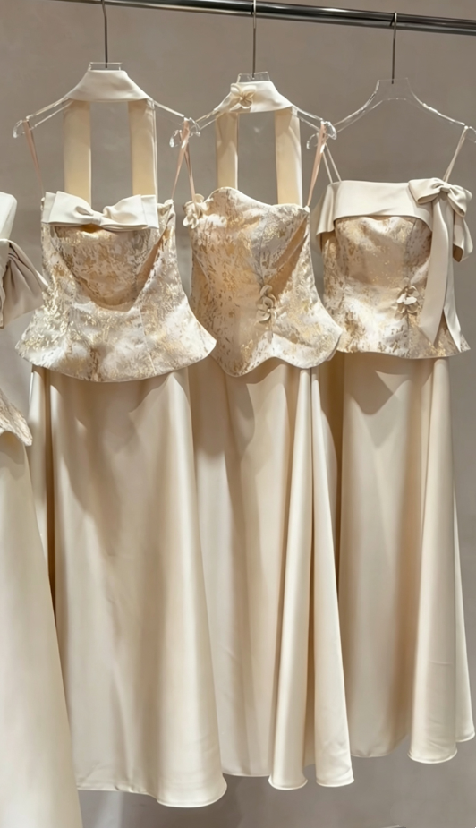 Romantic Ivory Floral Print Corset Top Multi-Style Off Shoulder / Strapless Flowy A Line Stain Long Bridesmaid Dress With Bow And 3D Flower Appliques AB082