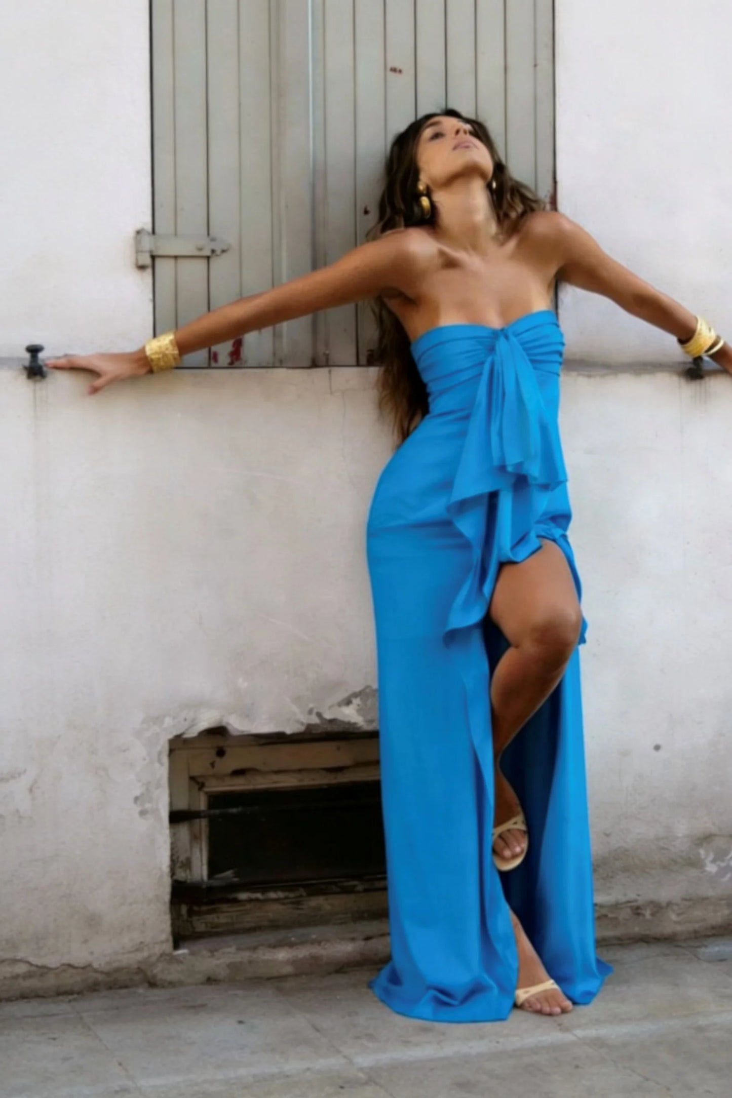 Elegant Strapless Satin Prom Dress with High Slit & Ruffle Layers AD024