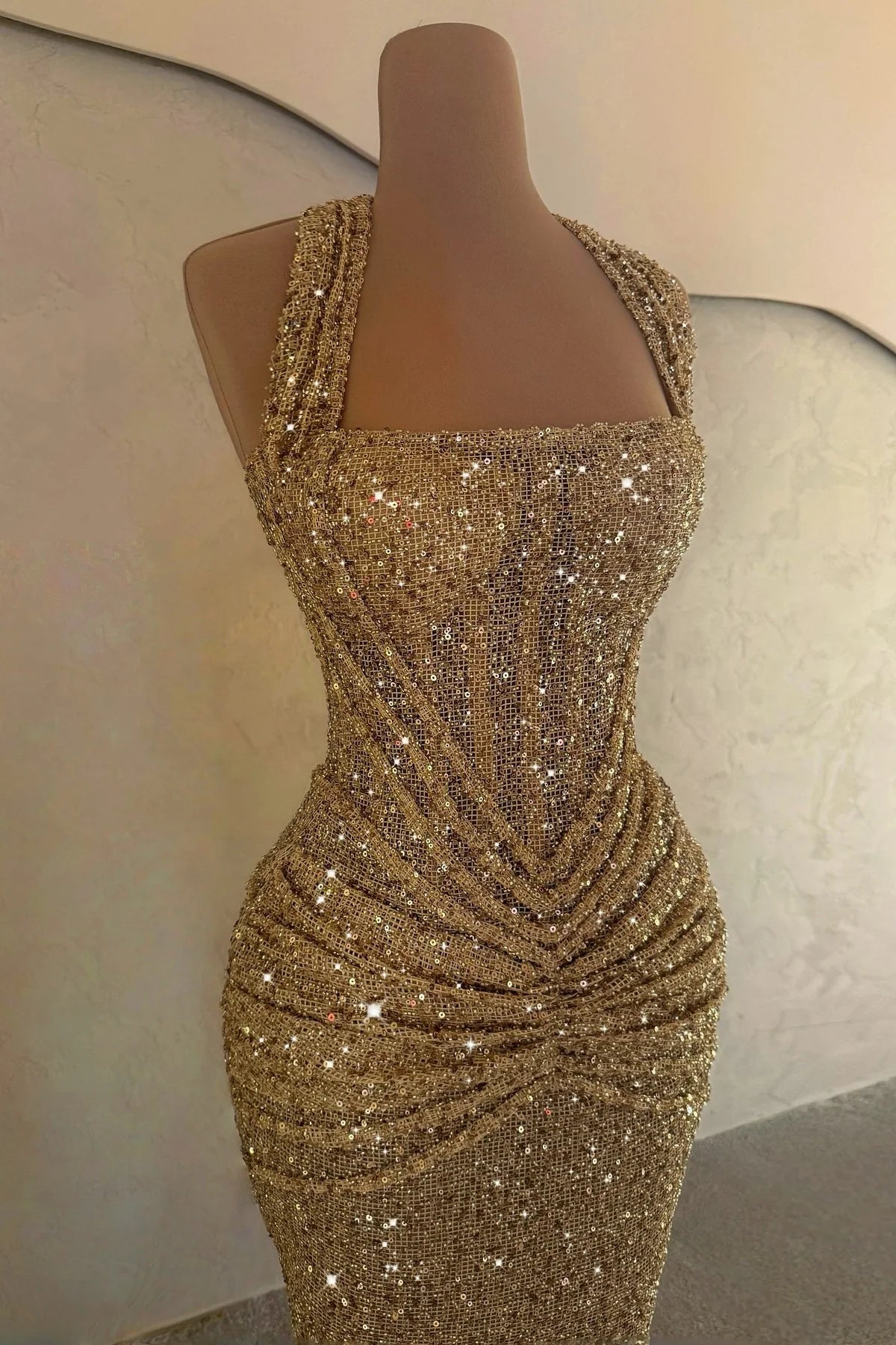 Sparkly Mermaid Halter Neck Sequins Long Prom Dress with Ruched AD036