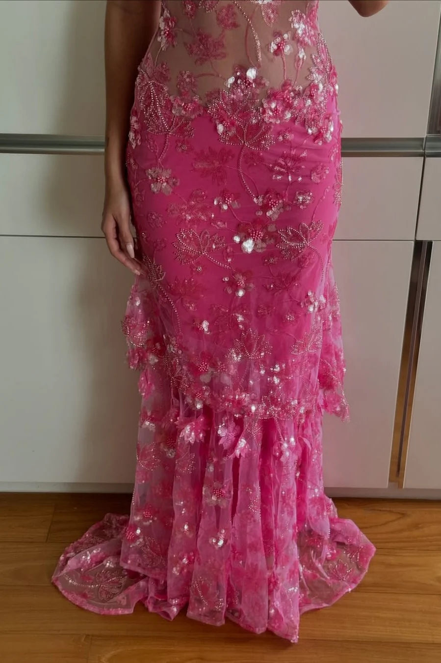 Hot Mermaid Spaghetti Straps Red Long Prom Dress with Embroidery AD047