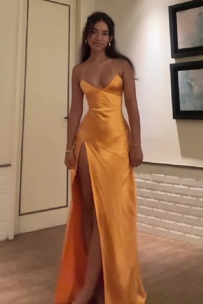Chic Green Satin Evening Dress with V Neck Bodice and High Slit AD085