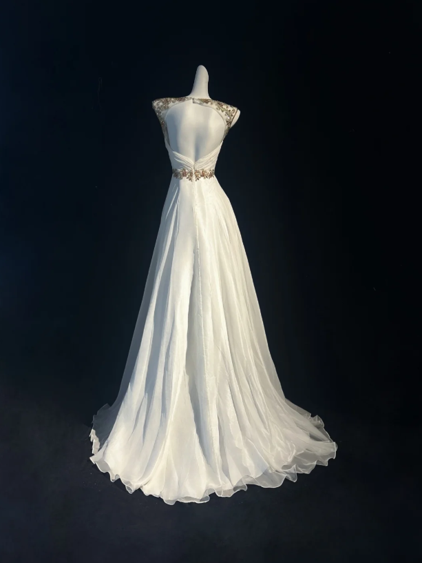 Elegant White Boat Neck Sleevelss Beaded Chiffon A-Line Long Prom Dress AD1029