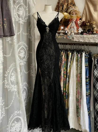 Glam Burgundy Spaghetti Straps V-Neck Rhinestone Lace Panel Mermaid Long Prom Dress AD1131