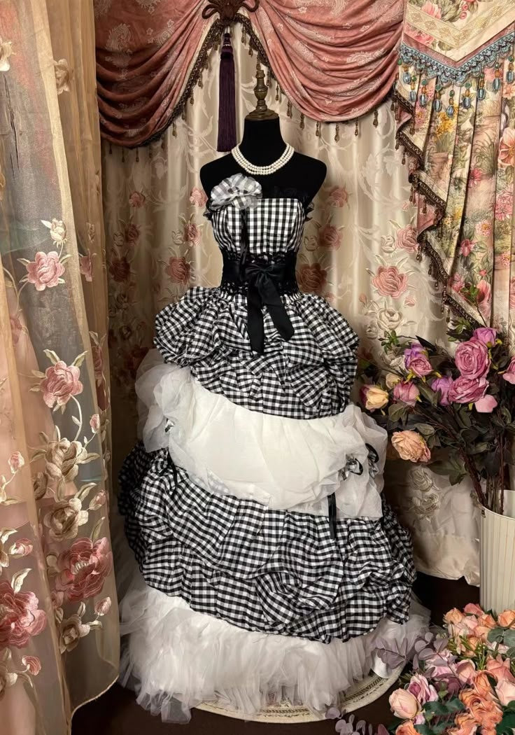 Classic Black White Gingham Strapless Bow Floral Multi-Layer Runched Ruffle Tulle Ball Gown Long Prom Dress AD1160